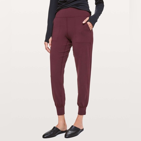 LULULEMON Nulu Align Jogger 4 Cassis 28” High Rise Legging Airport Travel Staple - Picture 10 of 14
